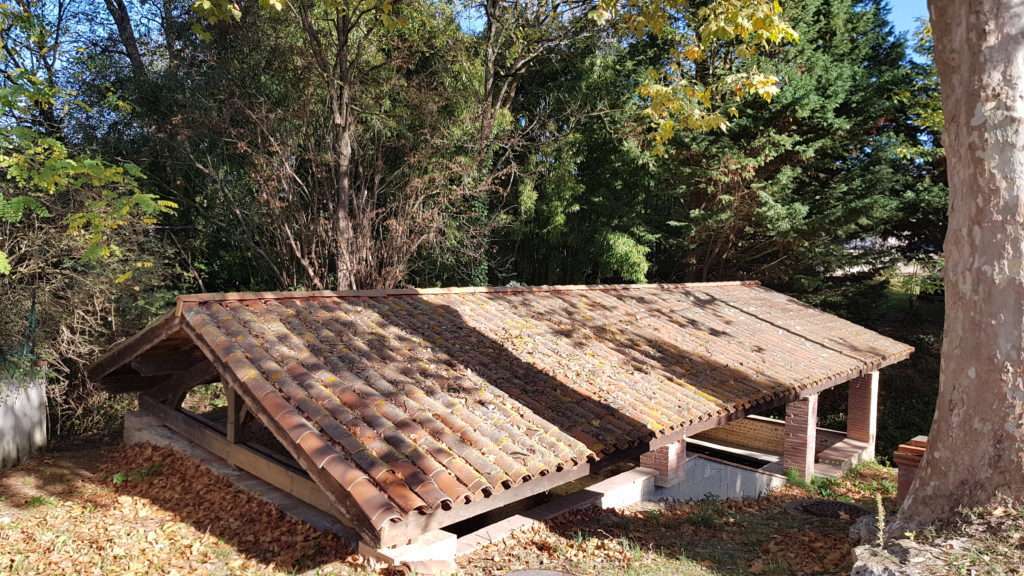 le Lavoir de Grépiac toiture